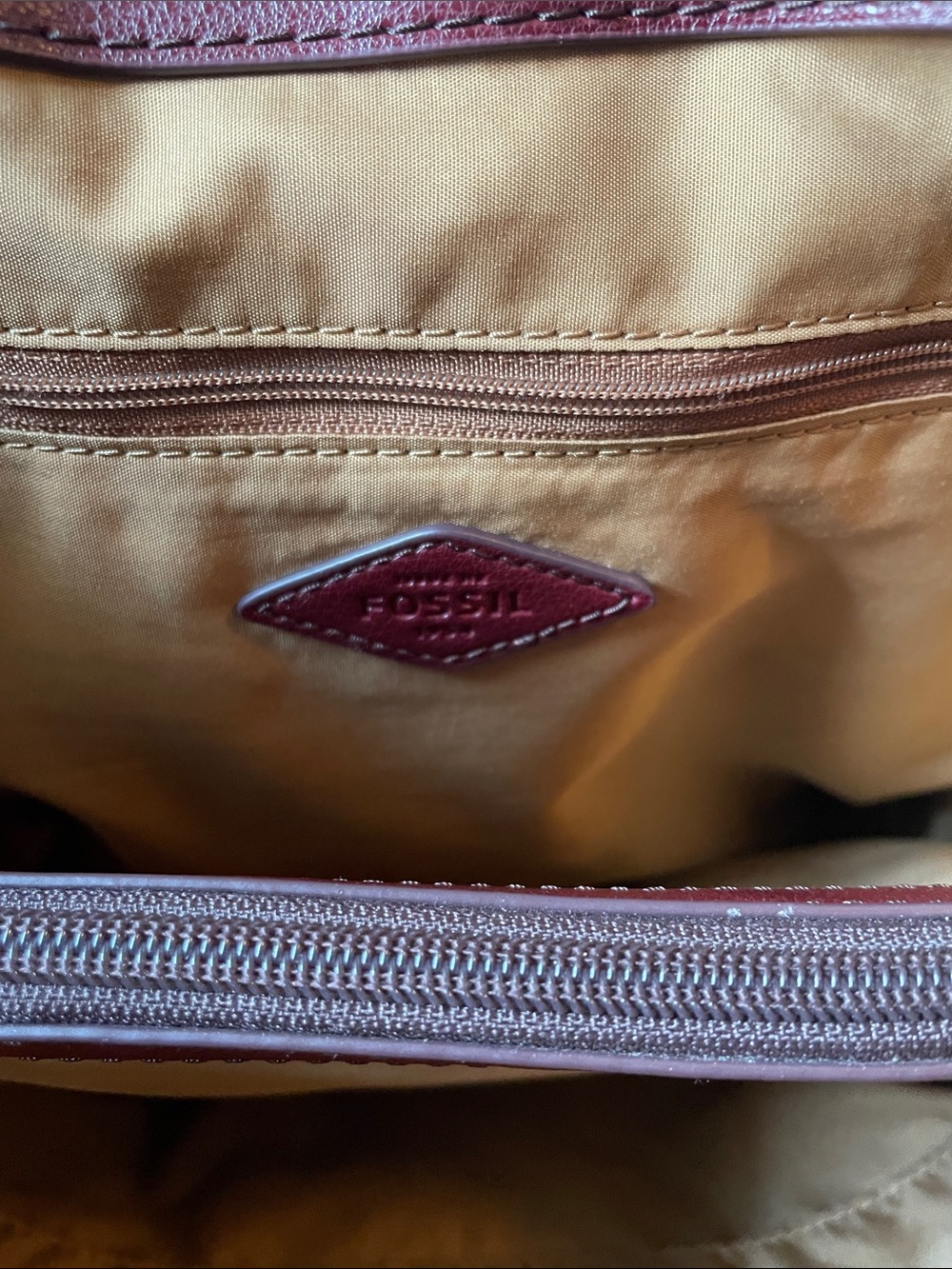 Fossil Women's Kingston Quilted Center Panel Tote Bag in Burgundy Purse - Picture 5 of 11